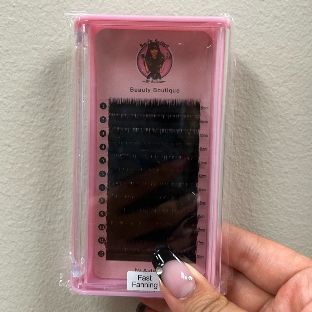 Beauty by Aidana Black .10 C curl 14mm lashes